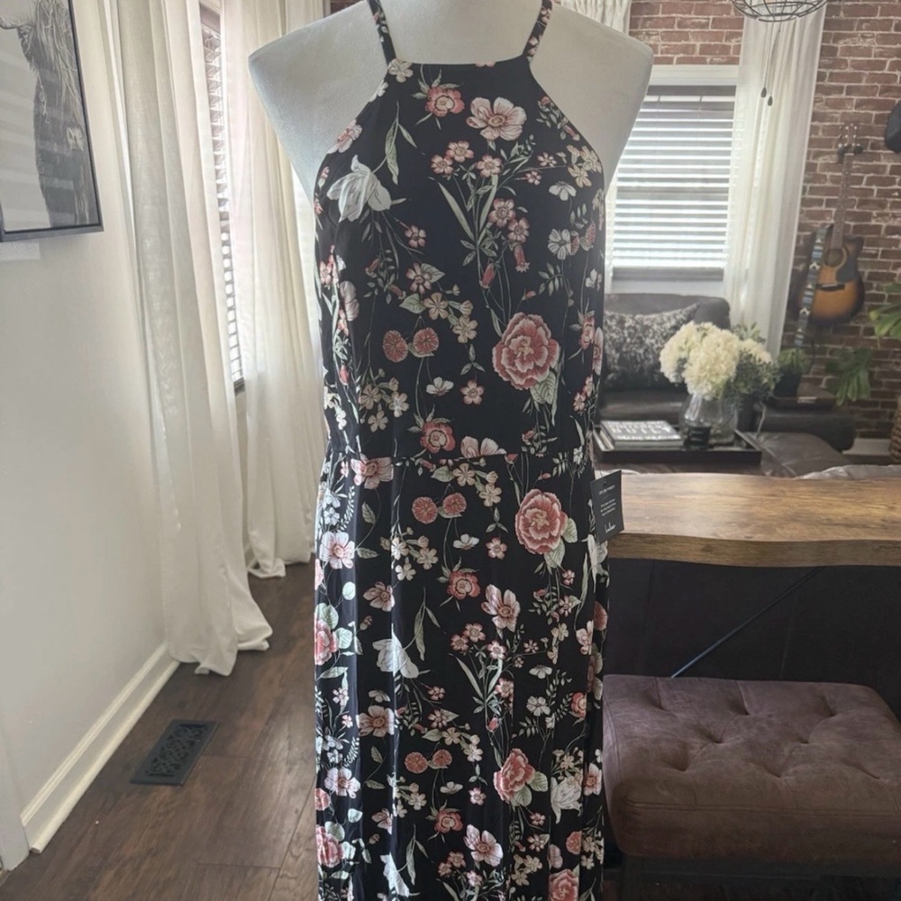 NWT Lulu's Black Floral Maxi Dress - Picture 3 of 8